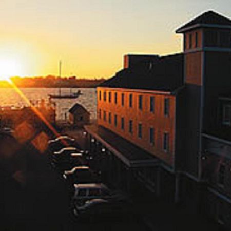 Bristol Harbor Inn Exterior photo