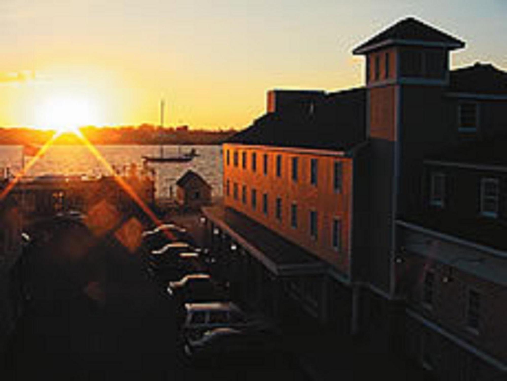 Bristol Harbor Inn Exterior photo